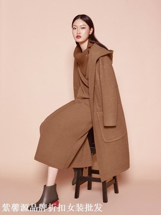 薄款羽绒服高档女装批发