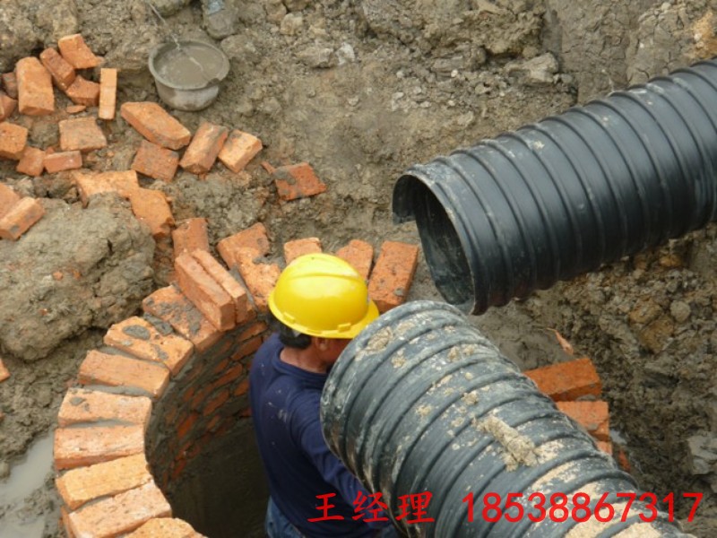 河南钢带增强缠绕管厂家&nbsp;&nbsp;地埋排水管&nbsp;&nbsp;雨水排放管道&nbsp;&nbsp;小区排水管道