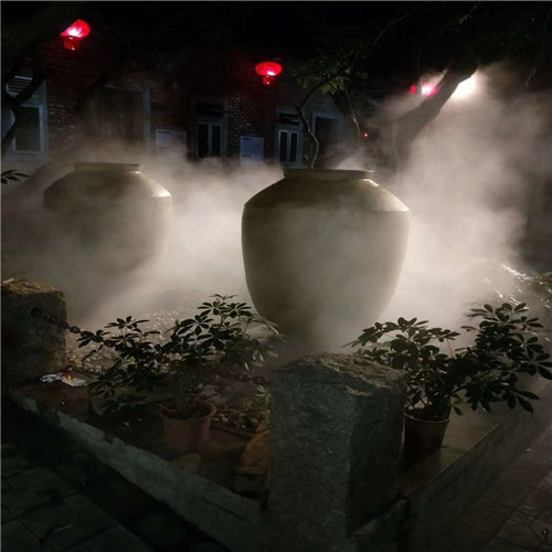 户外酒吧人造雾效与灯光结合  人造雾设备