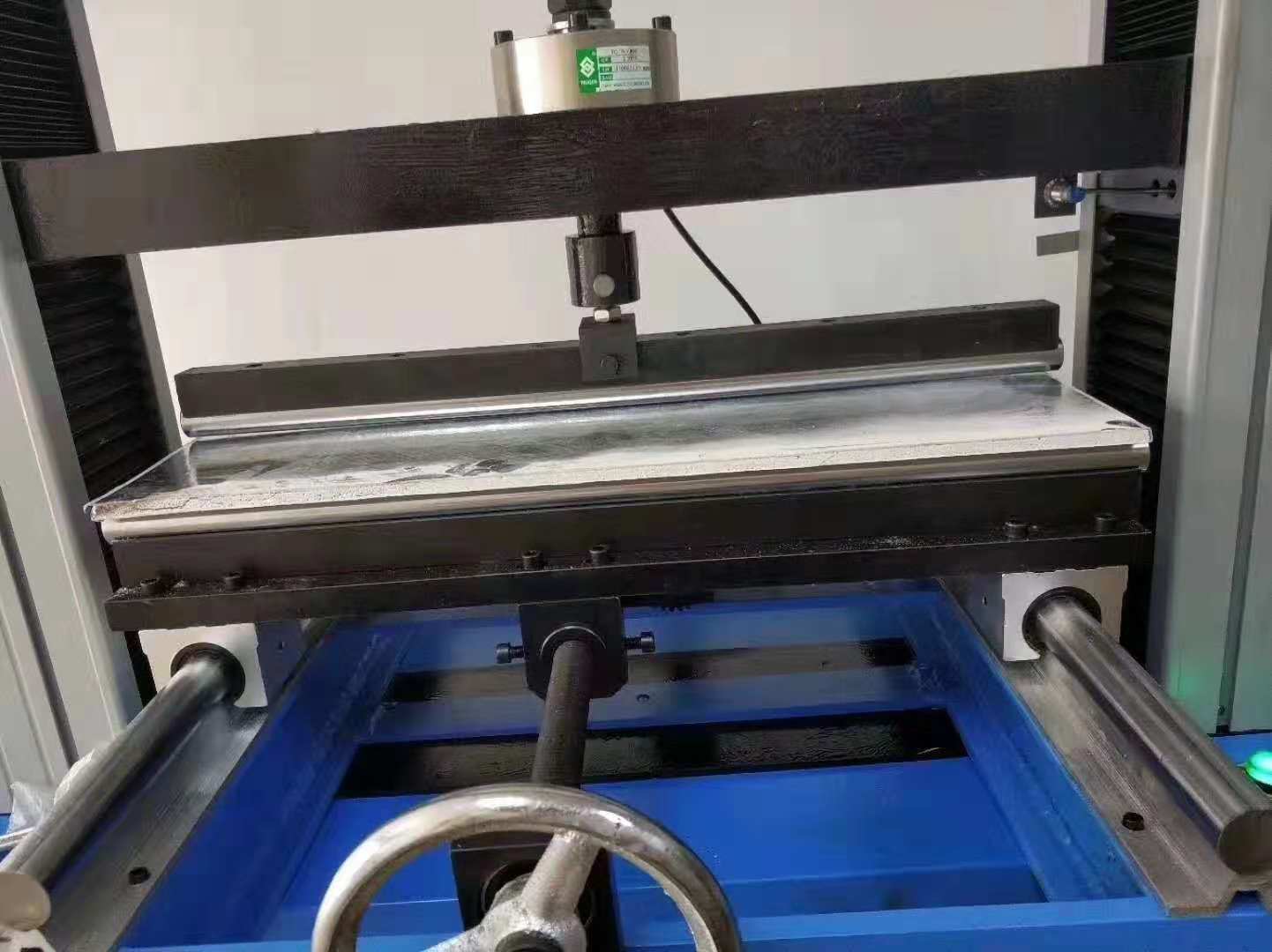 纸面石膏板抗折检测仪_纤维石膏板抗折性能试验机 石膏板抗弯试验机 石膏板抗弯测试设备 石膏板抗折检测装置