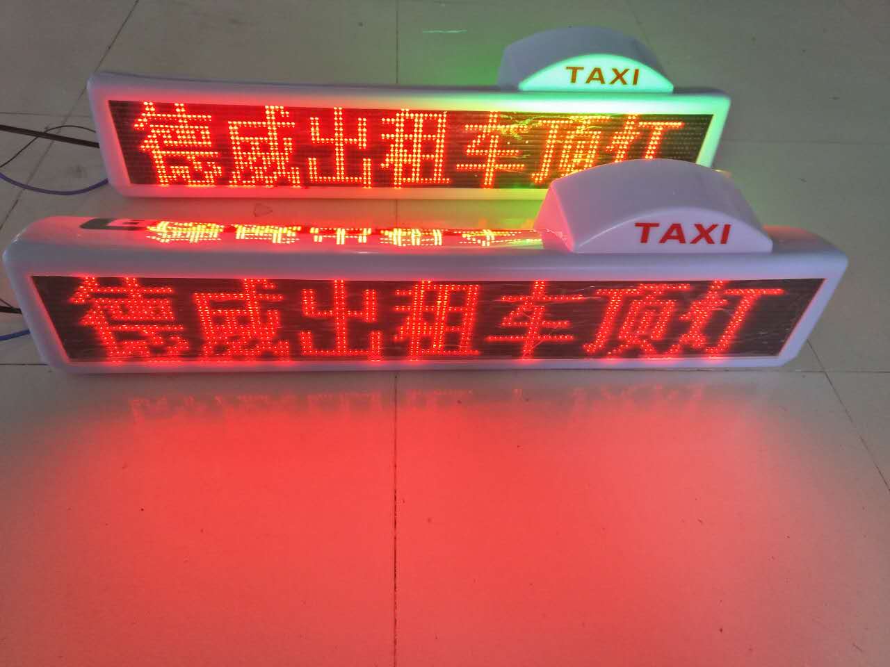 专业出租车LED顶灯LED车顶广告显示屏出租车车顶显示屏