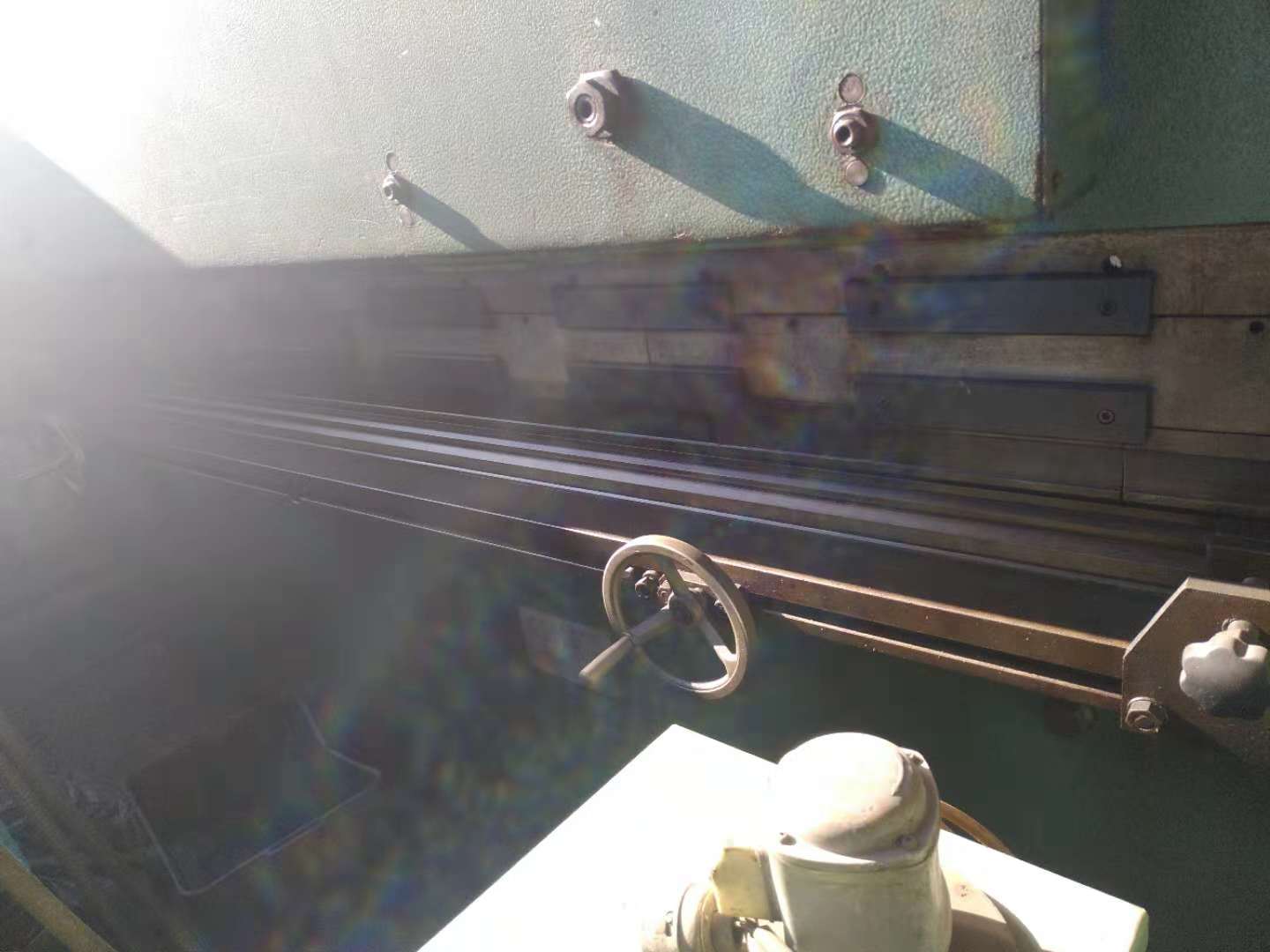 液压板料折弯机800km工作台3.2米温州提货可以试机  液压折弯机