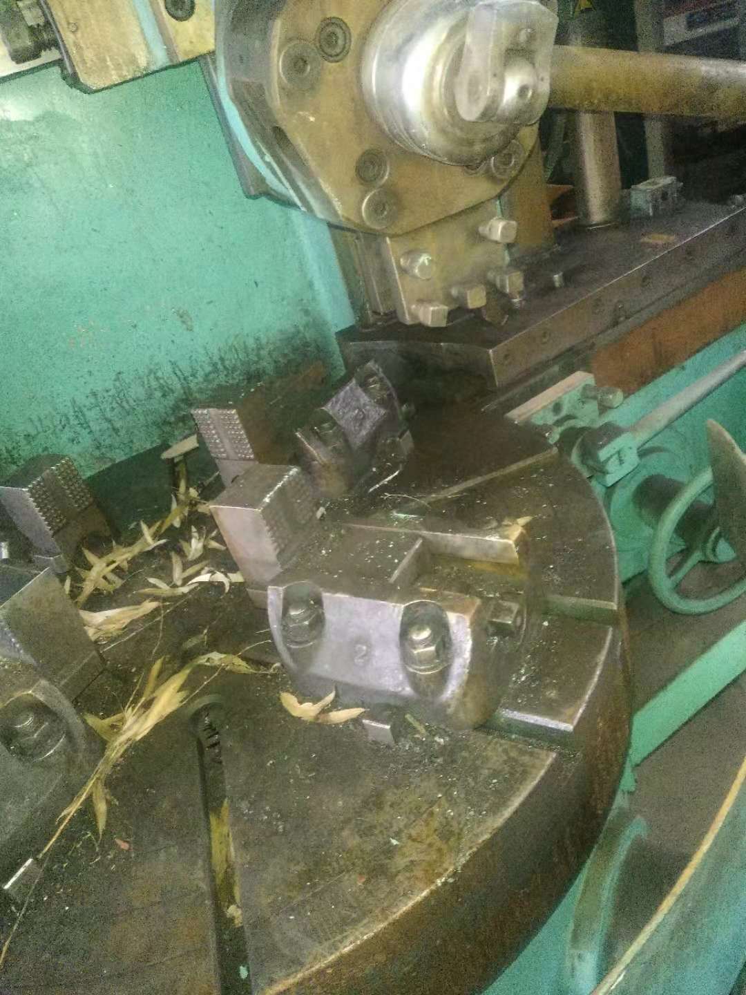 瓦机5112立车车削直径1250mm成色很好带侧刀架  立车5112  瓦房店立车5112