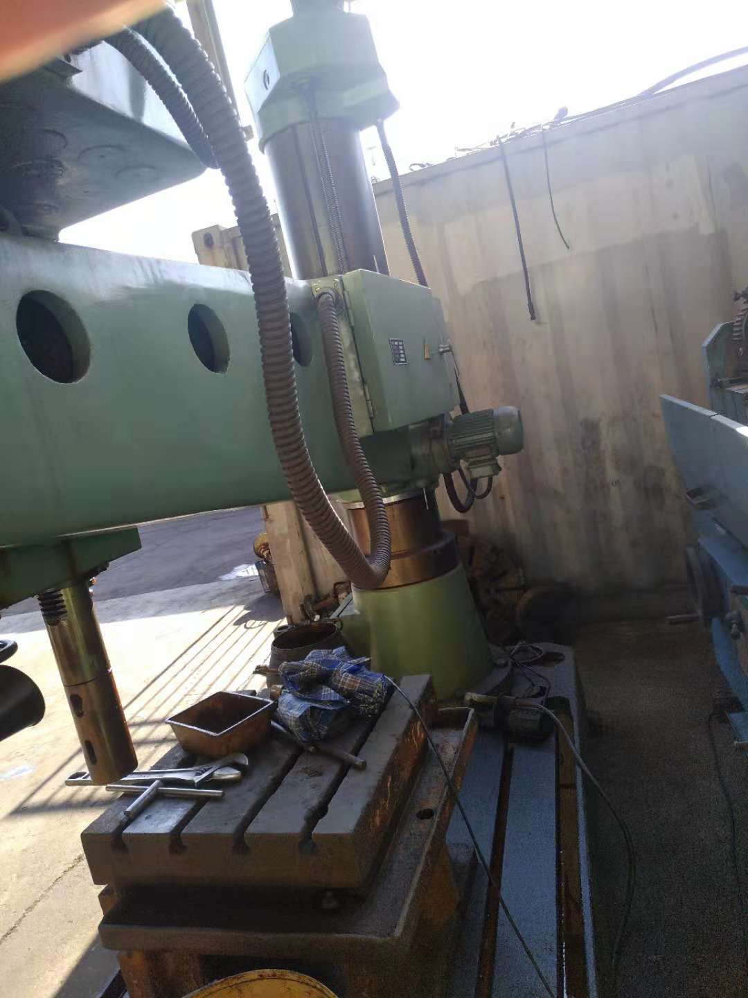 温州提货：中捷摇臂钻床50mm 11年安装少用  50摇臂钻  中捷50摇臂钻
