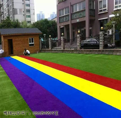 新闻:幼儿园什么假草坪最好(错那县工程效果)