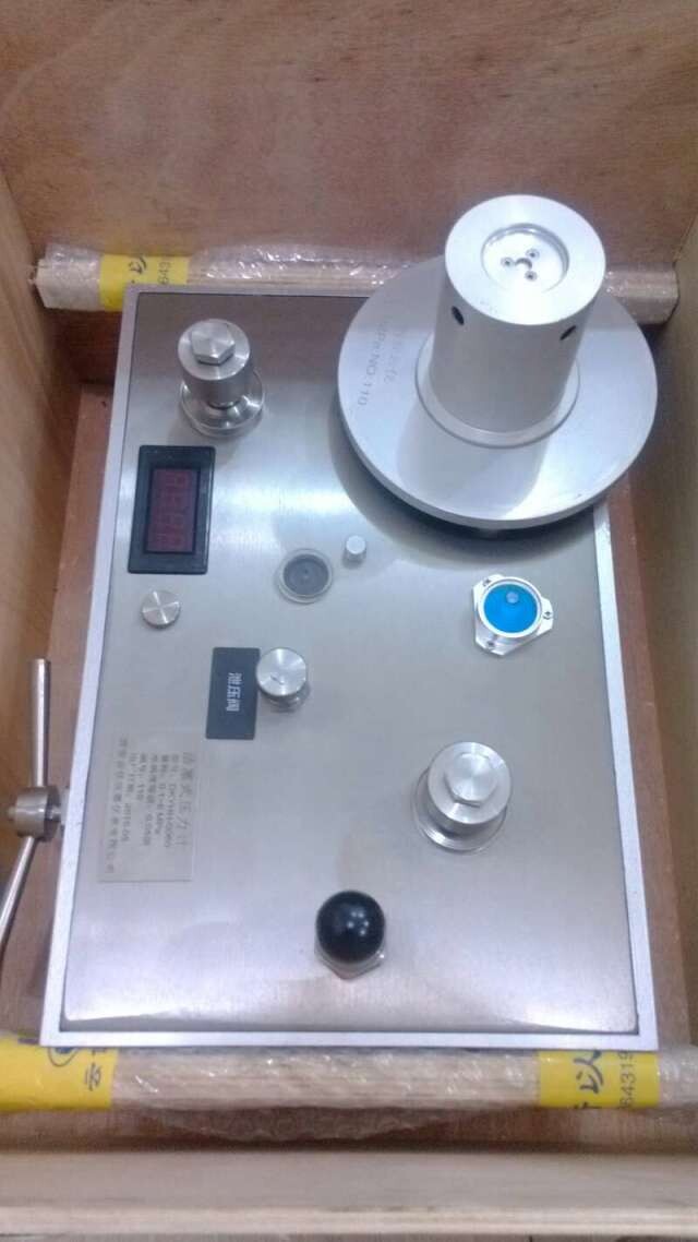 DK系列高档活塞式压力计&nbsp;&nbsp;压力表