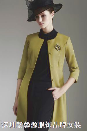 一年四季女装品牌库存折扣走份