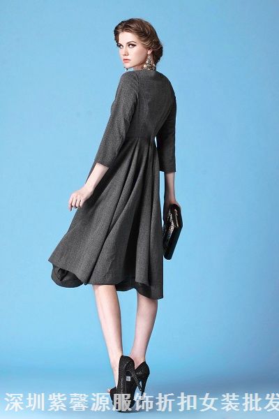 石井时尚国际服饰精品女装中高档品牌折扣批发
