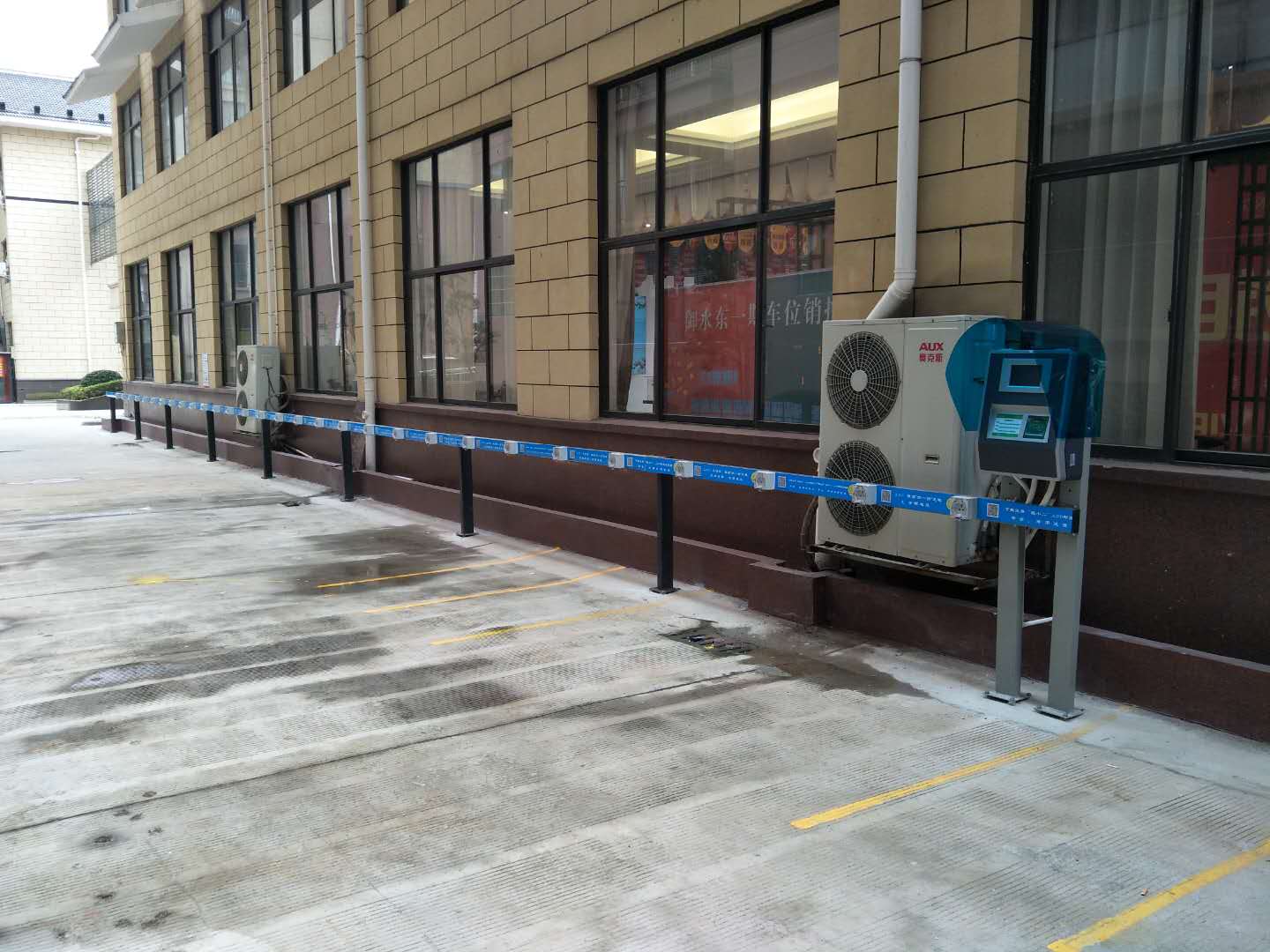 甘肃电动自行车充电桩厂家/小区单位学校充电桩批发  电动车充电桩