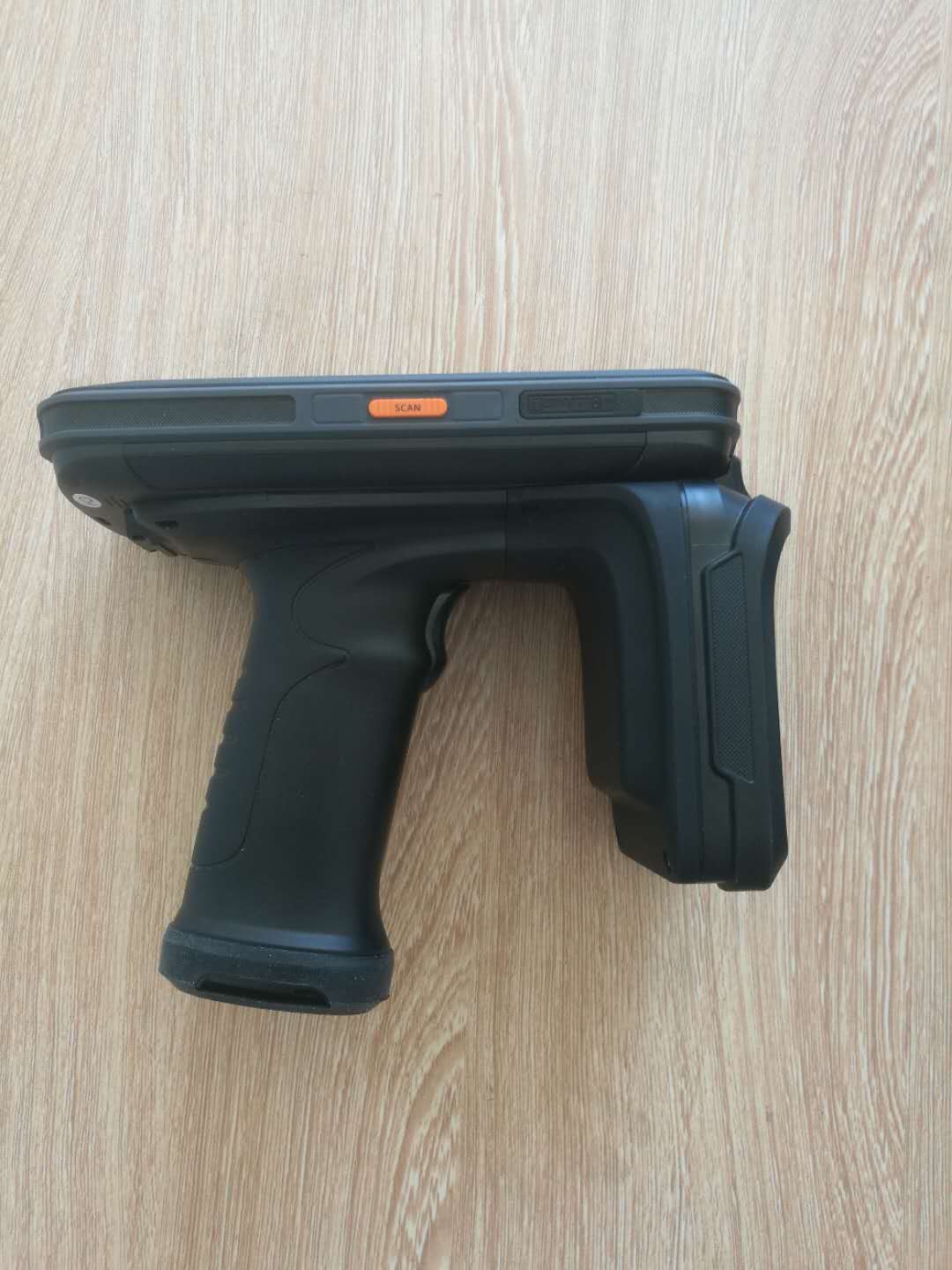 德聚DJC72手持式UHF手持设备  云南RFID设备  云南射频手持机  云南NFC手持机
