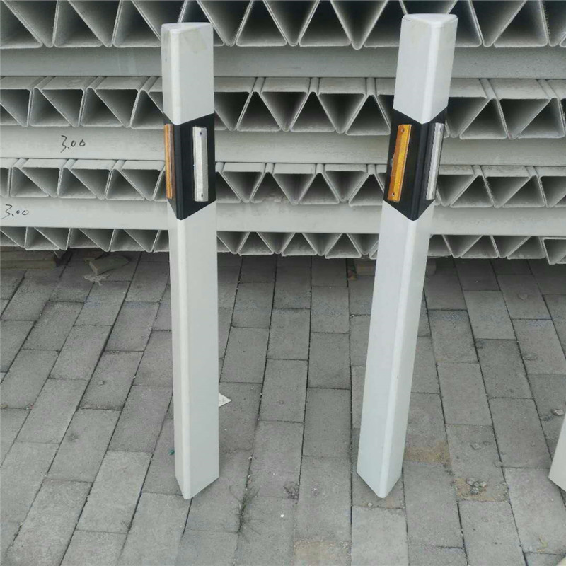 A上都镇双向反光玻璃钢轮廓标A路标护栏直销厂家&nbsp;&nbsp;玻璃钢公路轮廓标&nbsp;&nbsp;玻璃钢反光轮廓标&nbsp;&nbsp;玻璃钢轮廓标批发厂家