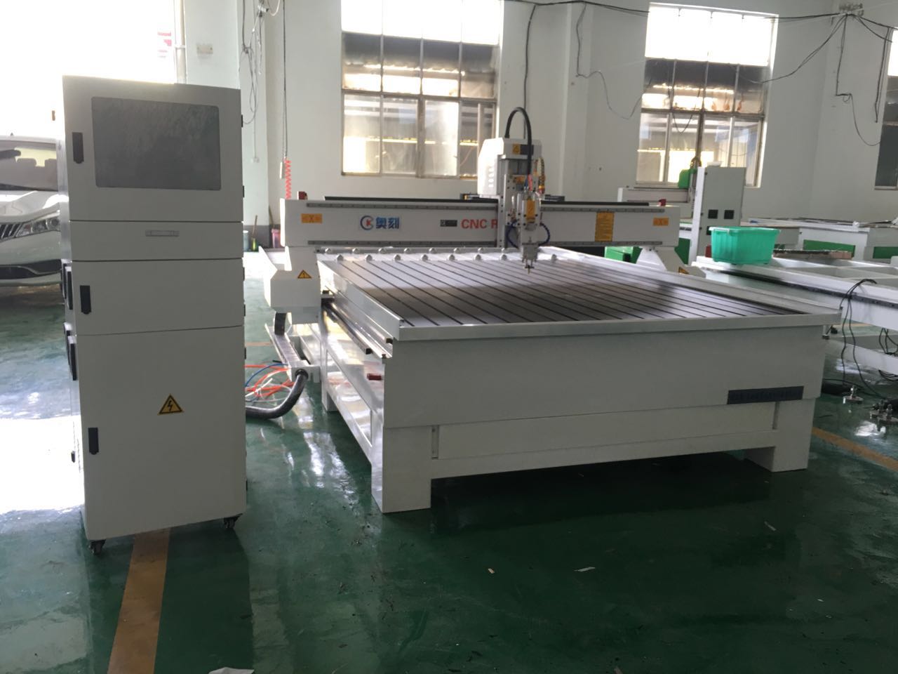 玻璃烟灰缸雕刻机  玻璃雕刻机厂家 电脑玻璃雕刻机