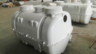 黑河市家用化粪池 0.5m3玻璃钢化粪池 农村玻璃钢化粪池