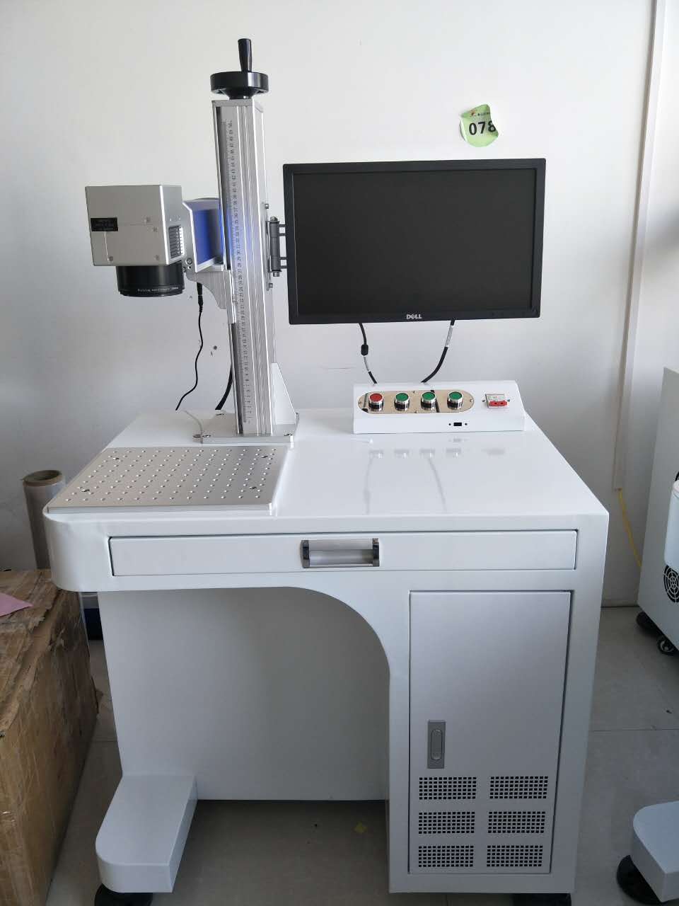 供应光纤激光打标机 优选桂林三环激光  激光打码机  激光刻字机
