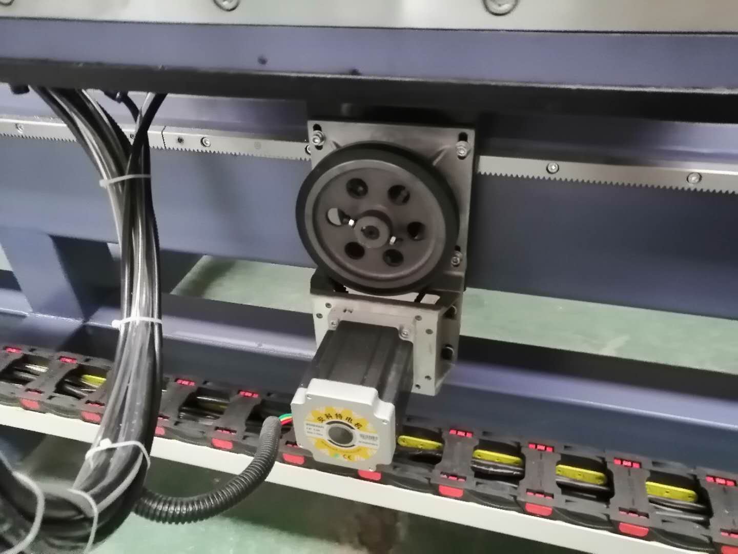 山东门窗设备数显自动定位精密切割锯  门窗设备精密锯  铝门窗设备  铝合金门窗设备