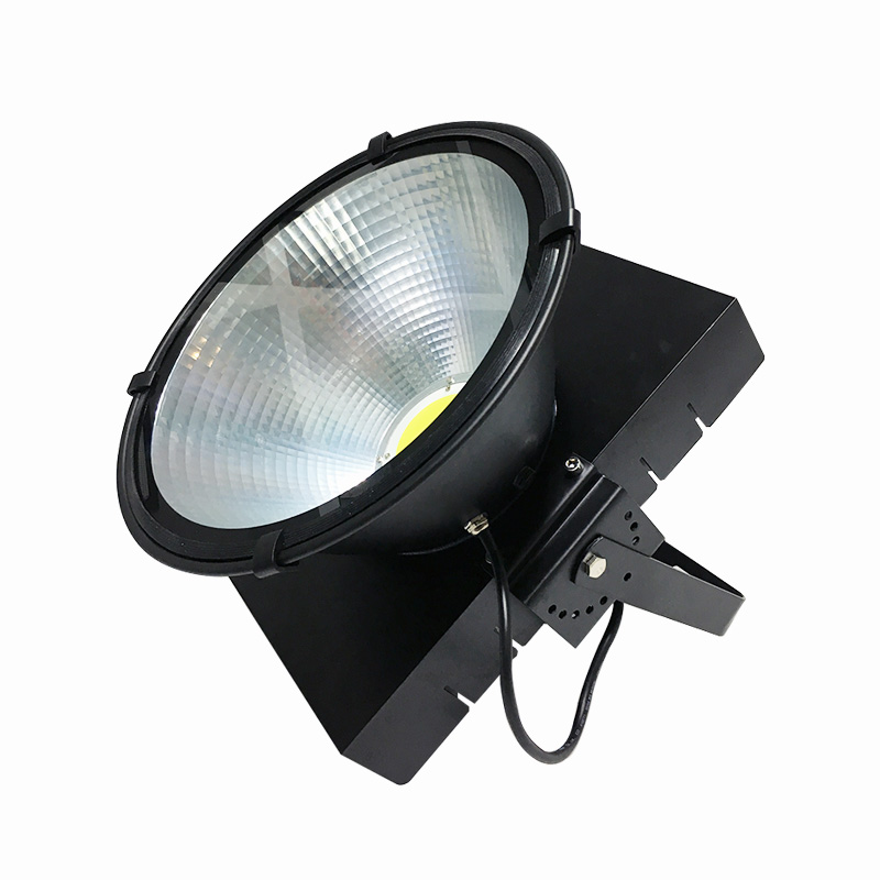 LED建筑之星 大型鳍片工矿灯塔吊灯工地施工照明
