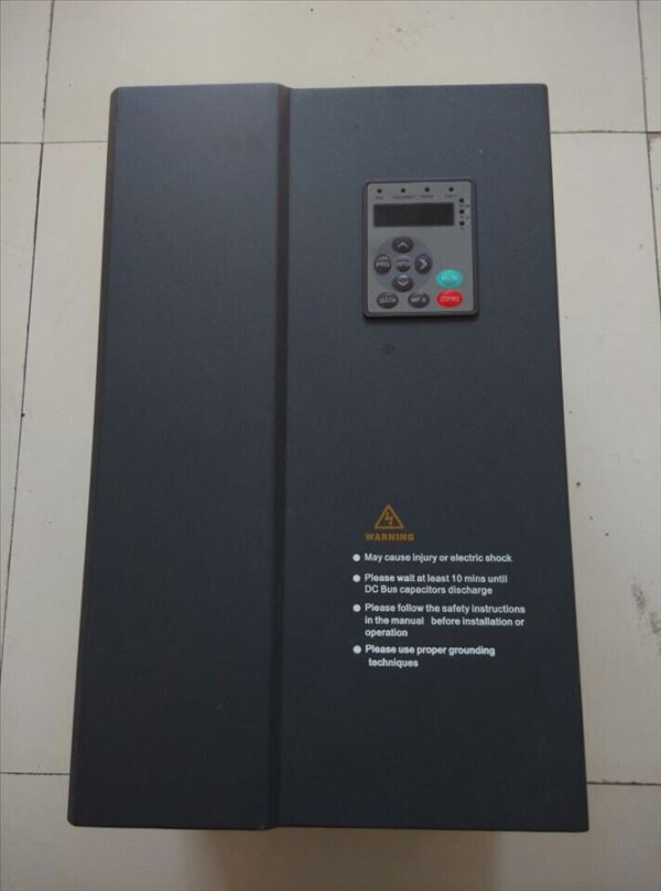 660V电压75千瓦变频器，90KW风机水泵变频柜  软起动柜