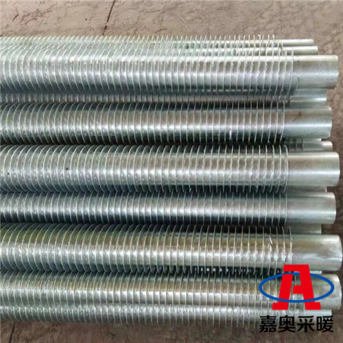 高频焊翅片管散热器A大棚用高频焊翅片管暖气片厂家&nbsp;&nbsp;无缝管翅片管&nbsp;&nbsp;钢制翅片管散热器