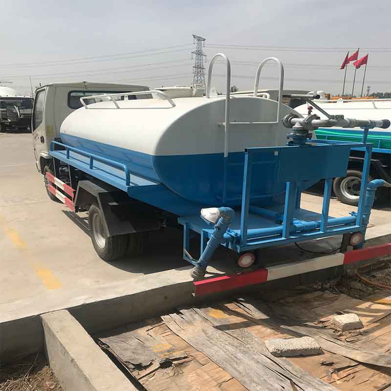 城乡建设道路请扫车 市政绿化喷洒车 小型四驱洒水车定做
