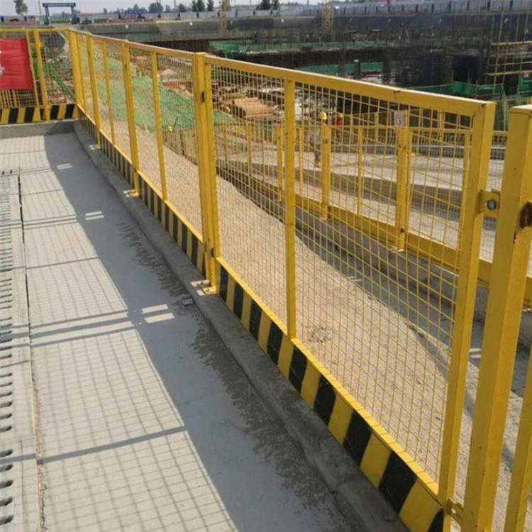 交通护栏安全网 市政护栏 市政道路护栏网防护栏