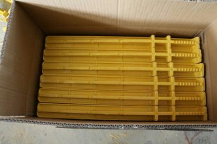 螺栓式电缆槽支架24小时电话  电缆支架  玻璃钢电缆支架  电缆支架厂家
