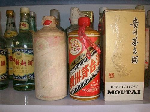 20年茅台酒邢台回收价格 南和回收中华烟 南和烟酒回收  回收茅台酒  邢台回收茅台酒