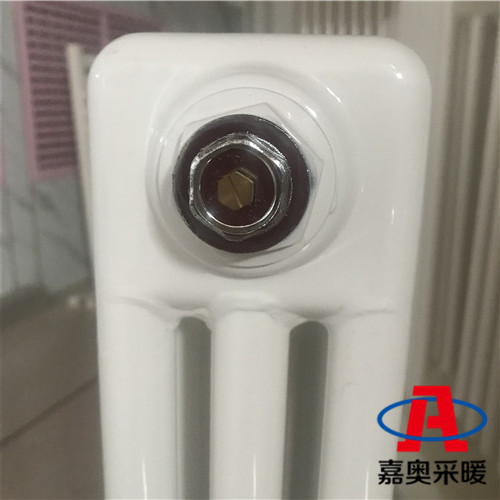 钢管三柱型散热器@QFGZ306钢制三柱暖气片散热性好 钢管三柱散热器
