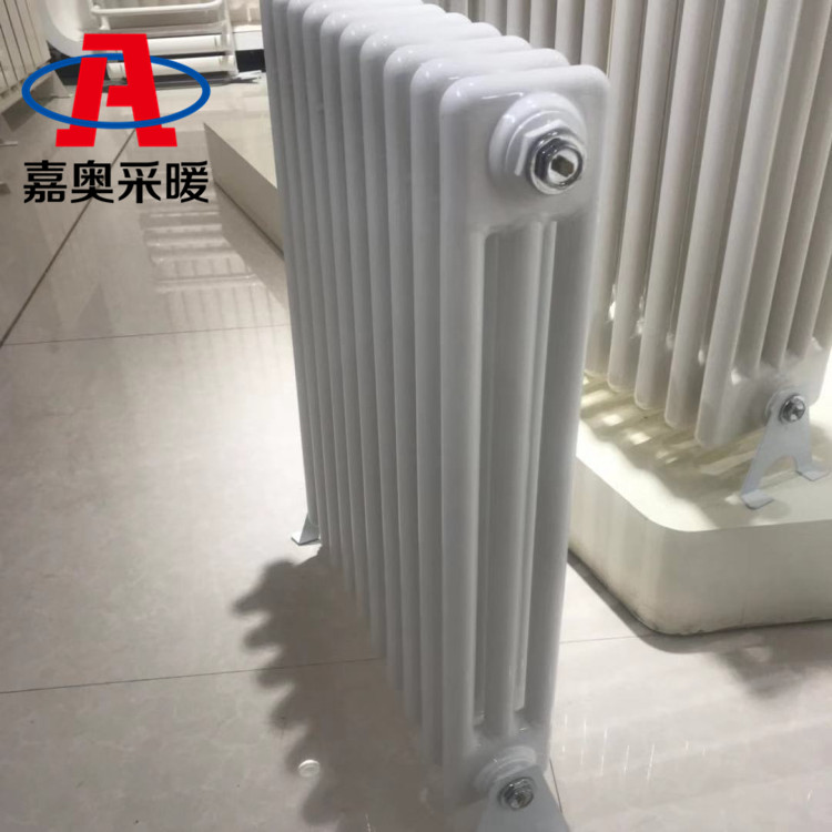 工程用钢制柱形暖气片@QFGZ303三柱水暖散热器生产加工 钢制柱型暖气片厂家 钢三柱散热器价格 圆三柱暖气片厂家