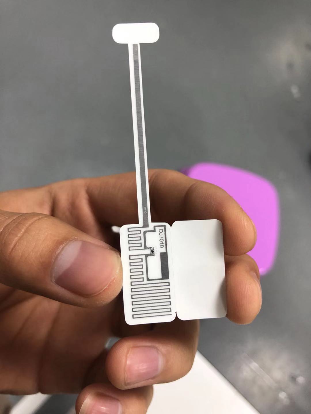 供应云南RFID珠宝电子标签  云南珠宝防盗标签  RFID珠宝标签  昆明珠宝标签