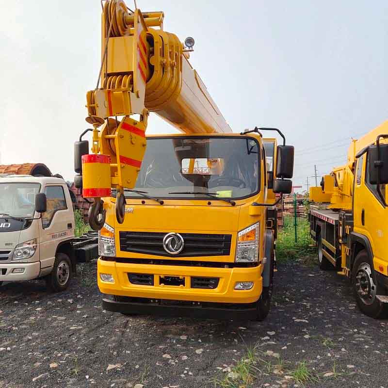 定制12吨徐工臂吊车 东风底盘汽车起重机 建筑工程高配吊
