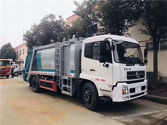 东风12吨压缩式压缩车_东风140自卸垃圾车