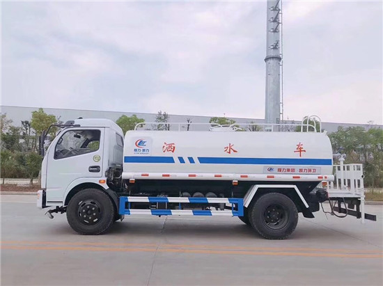 东风10方洒水车大量现车展示