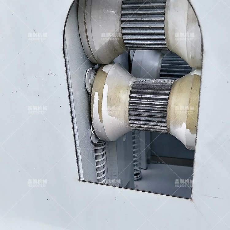 不锈钢甘蔗去皮机多少钱  甜棒去皮机