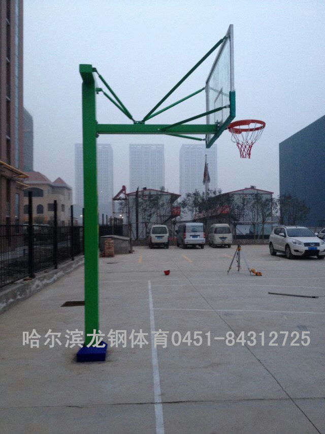七台河户外篮球架_勃利县学校篮球架供应商  移动式篮球架  地埋式篮球架  直式篮球架
