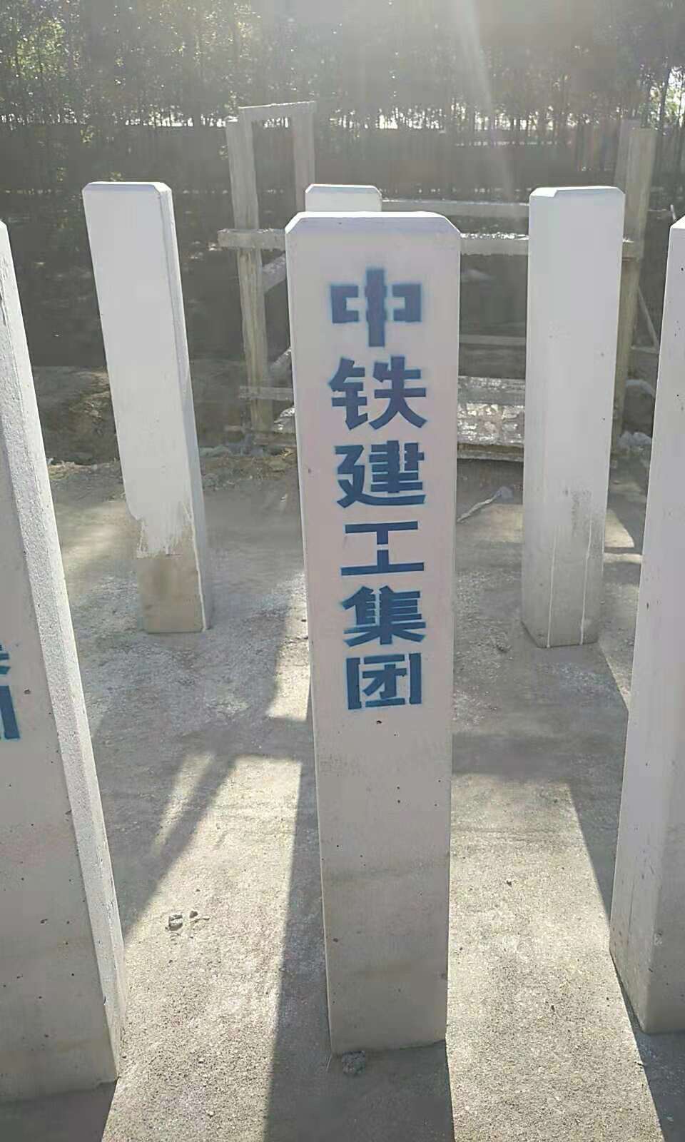 陕西水泥标志桩厂家标石专业制作&nbsp;&nbsp;水泥标志桩价格