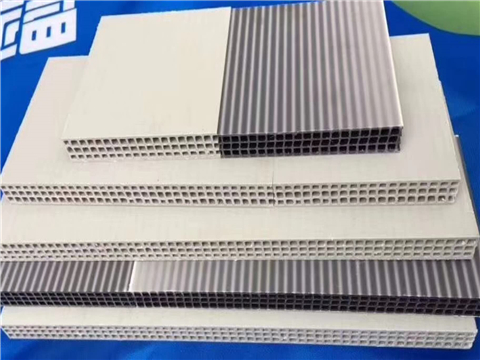 PP建筑模板生产线设备  PP建筑模板机械设备  塑料建筑模板设备