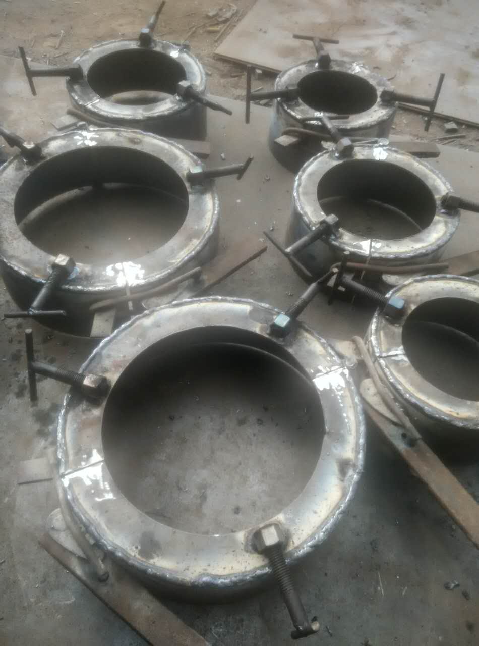 聚氨酯供热管道防腐保温模具&nbsp;&nbsp;聚氨酯浇注模具&nbsp;&nbsp;管道保温模具&nbsp;&nbsp;聚氨酯发泡模具