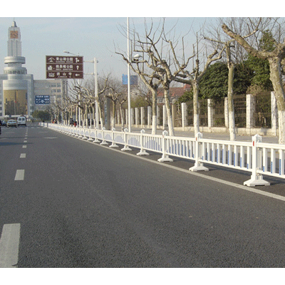 供应中山市政交通隔离护栏 阳东社区锌钢围栏  市政护栏  塑料护栏