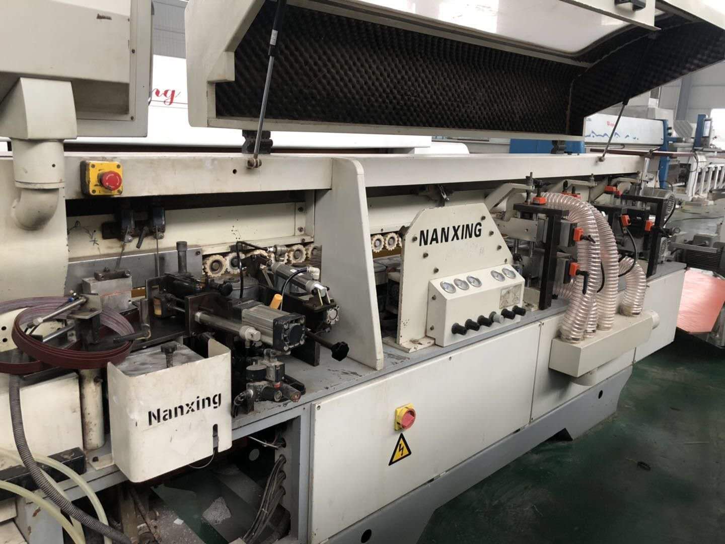 出售二手木工机械南兴60C全自动封边机&nbsp;&nbsp;南兴全自动封边机&nbsp;&nbsp;家具制造设备