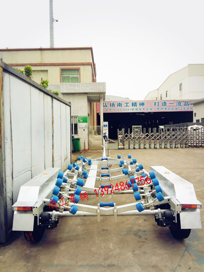 2.8吨游艇拖车 游艇专用拖车 游艇拖车专家