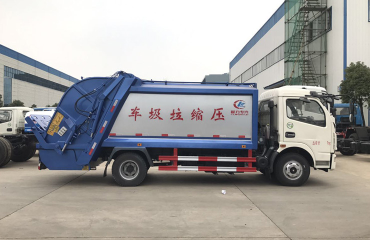 东风多利卡D7压缩式垃圾车8方图片  国五压缩式垃圾车  8方压缩式垃圾车图片