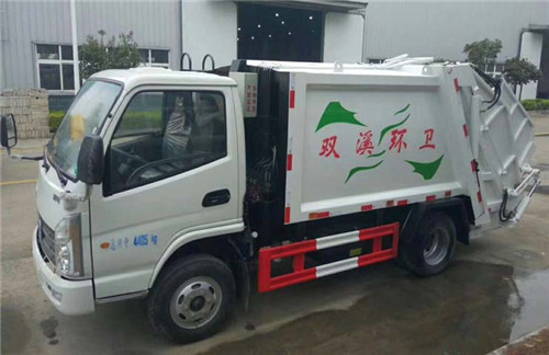 凯马3-4方压缩式垃圾车垃圾清理好帮手  国五压缩式垃圾车