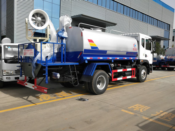 云南10立方东风抑尘洒水车哪里