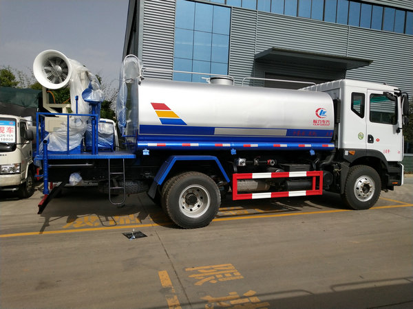 陕西5吨8吨东风洒水车多少钱厂家报价