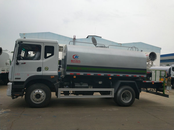 陕西10立方东风抑尘洒水车哪里