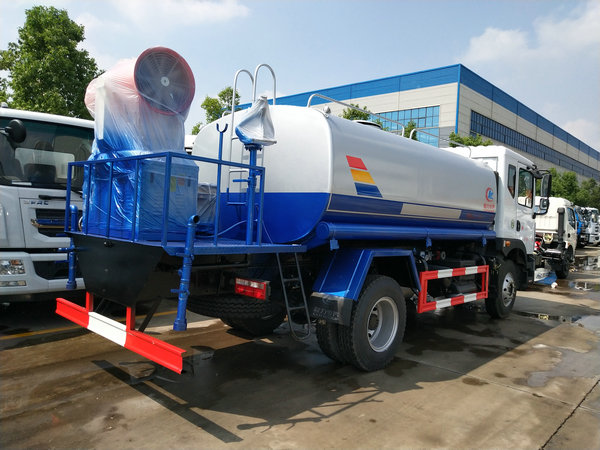 浙江5吨8吨东风洒水车多少钱厂家报价