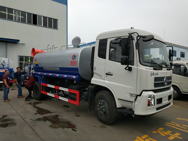 山西10立方东风抑尘洒水车哪里