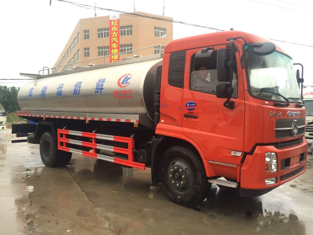 轻量化石油配送车