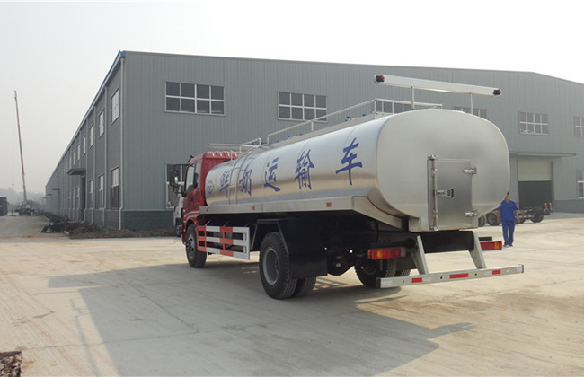 10立方饮水车车