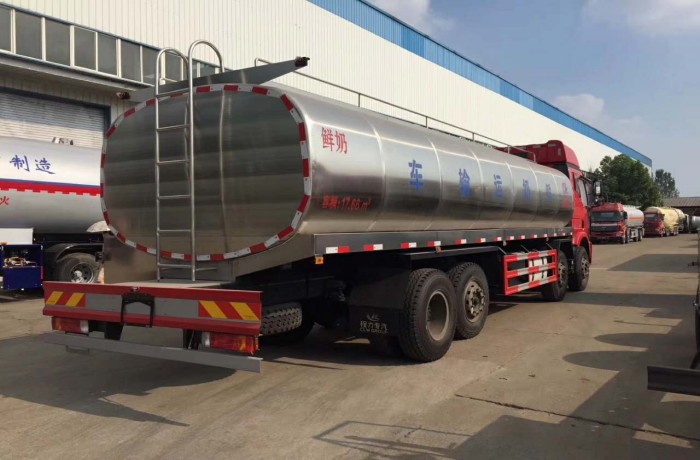 江淮帅铃甲醇配送车
